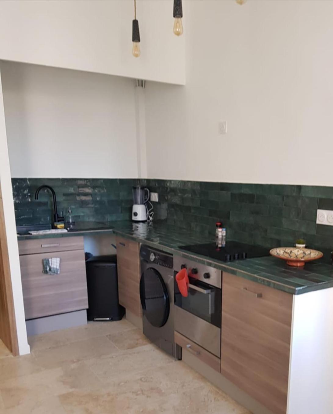 Central And Comfortable Studio, Near Train Station 马赛 外观 照片